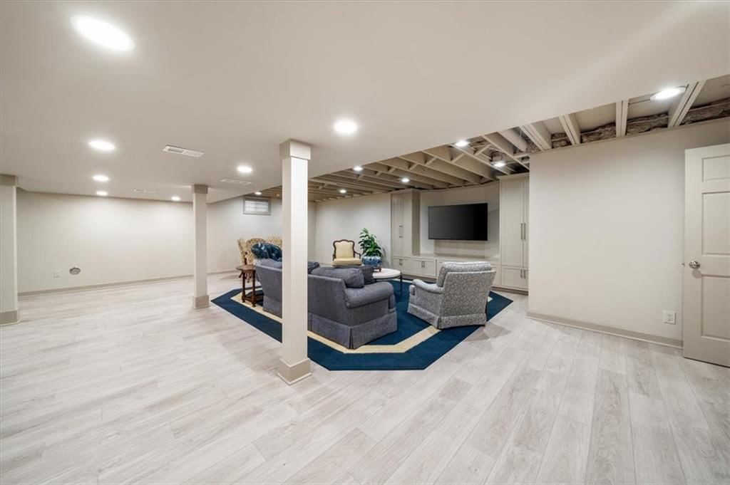4845 W 90th Street — photo 37