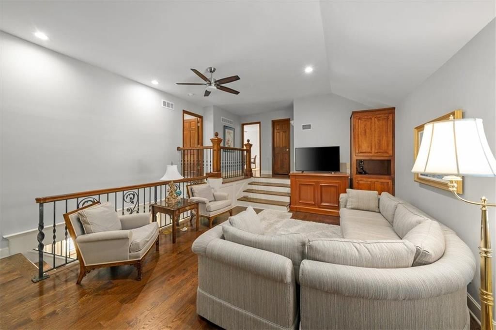 4845 W 90th Street — photo 39