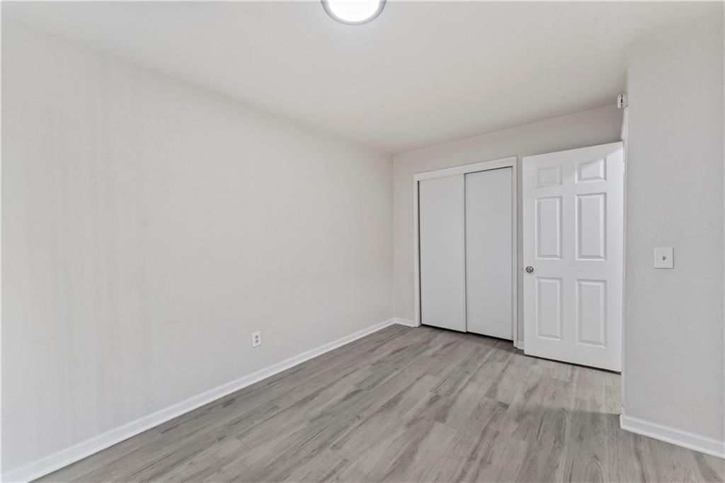 4520-4530 NW Brencrest Drive — photo 11