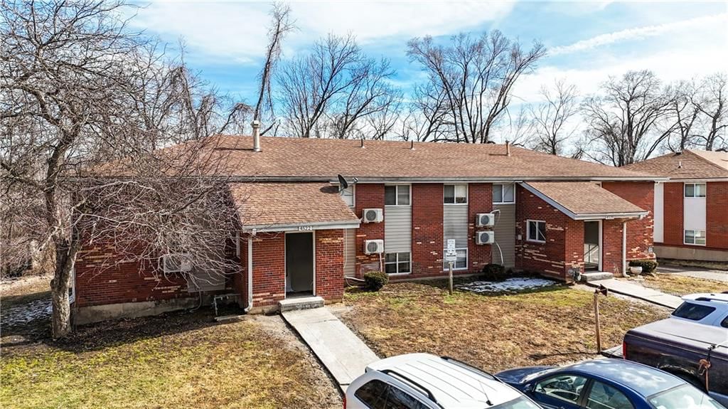 4520-4530 NW Brencrest Drive — photo 15