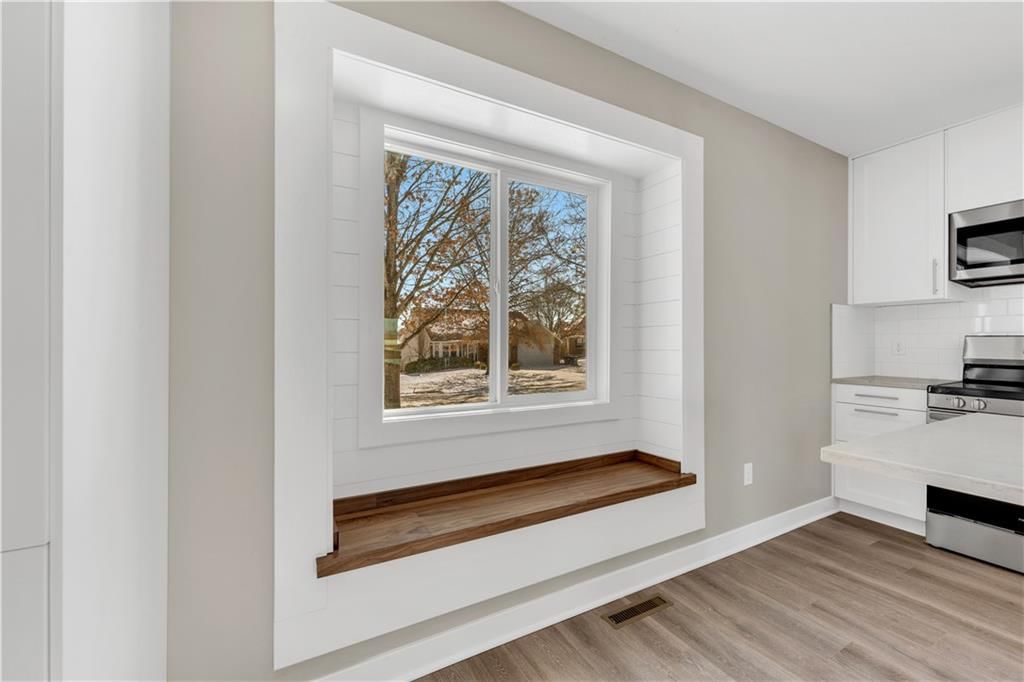 1597 Essex Drive — photo 10