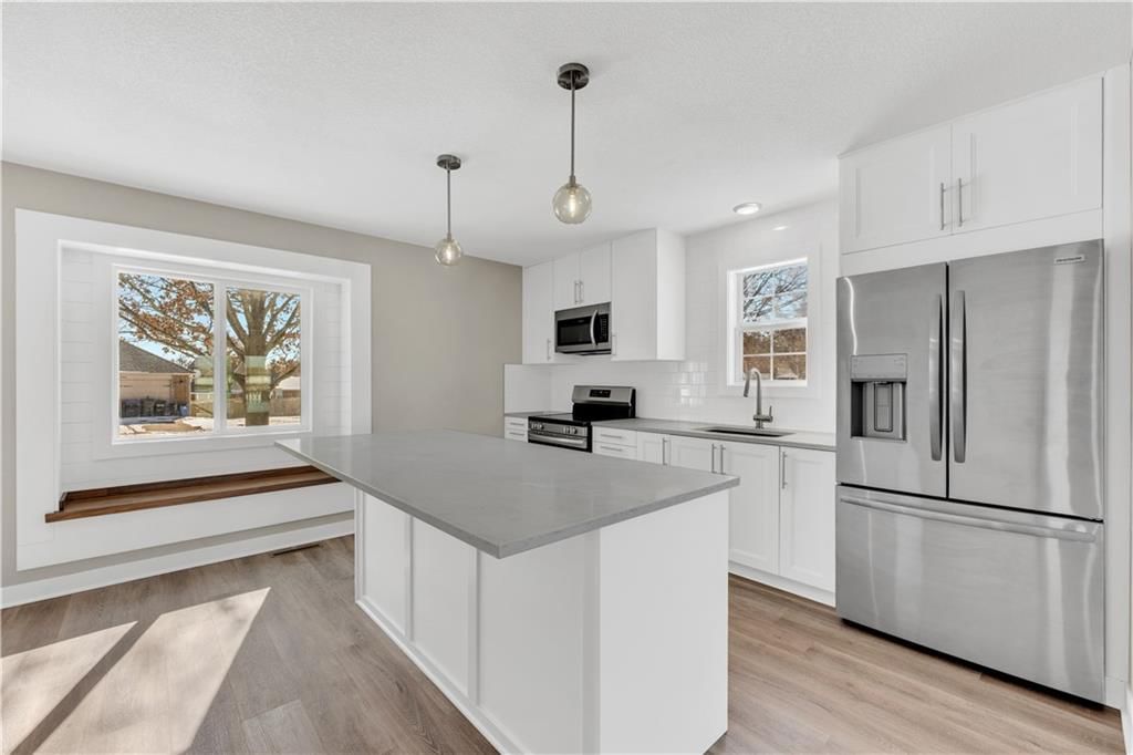 1597 Essex Drive — photo 13