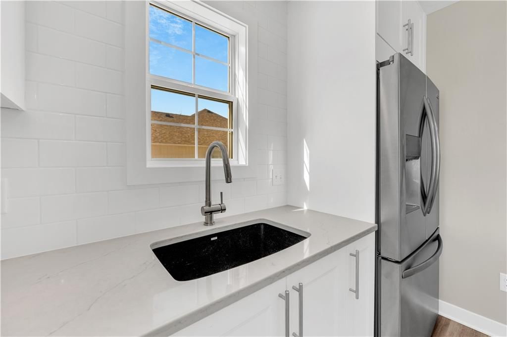 1597 Essex Drive — photo 20