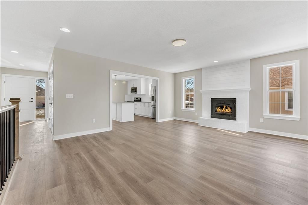 1597 Essex Drive — photo 29