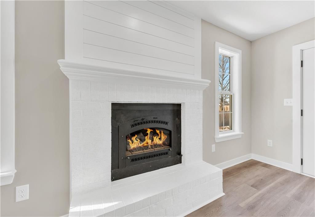 1597 Essex Drive — photo 33