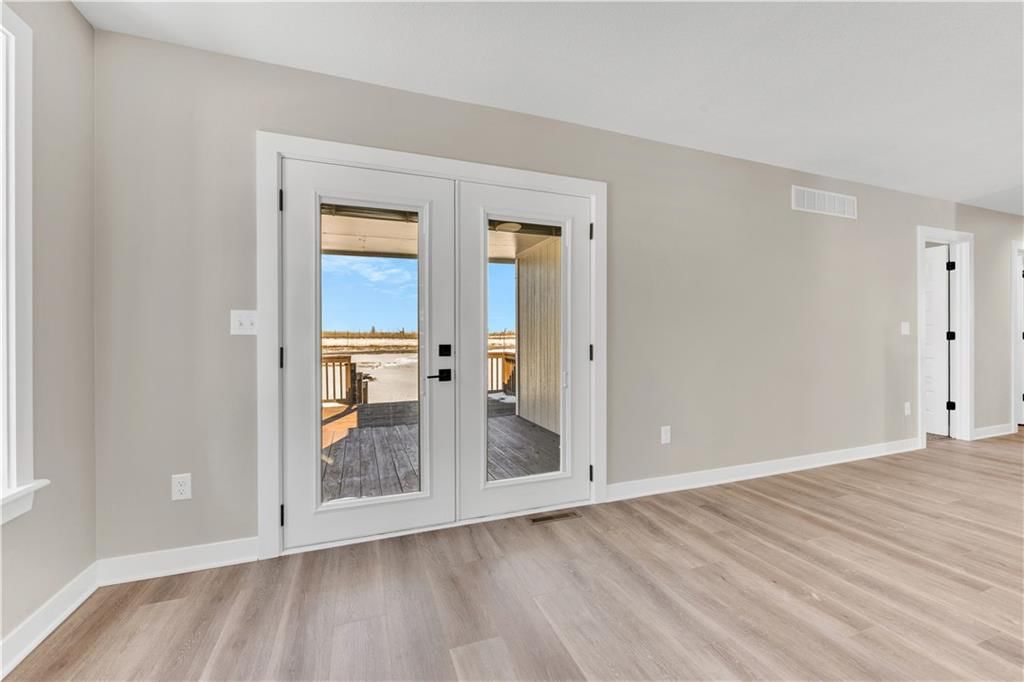 1597 Essex Drive — photo 34