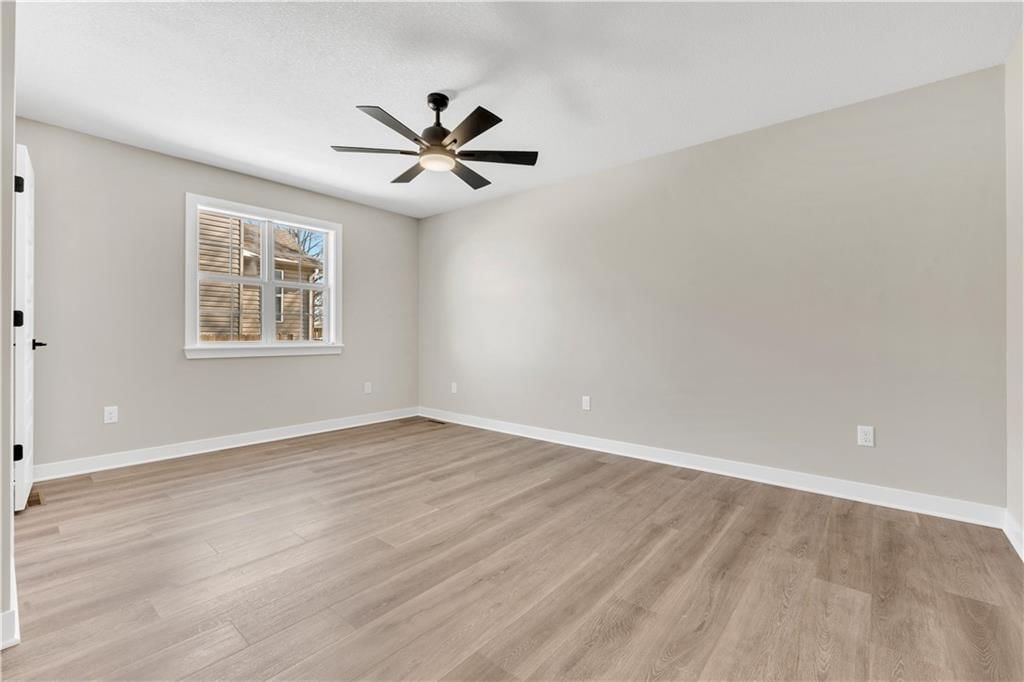 1597 Essex Drive — photo 45