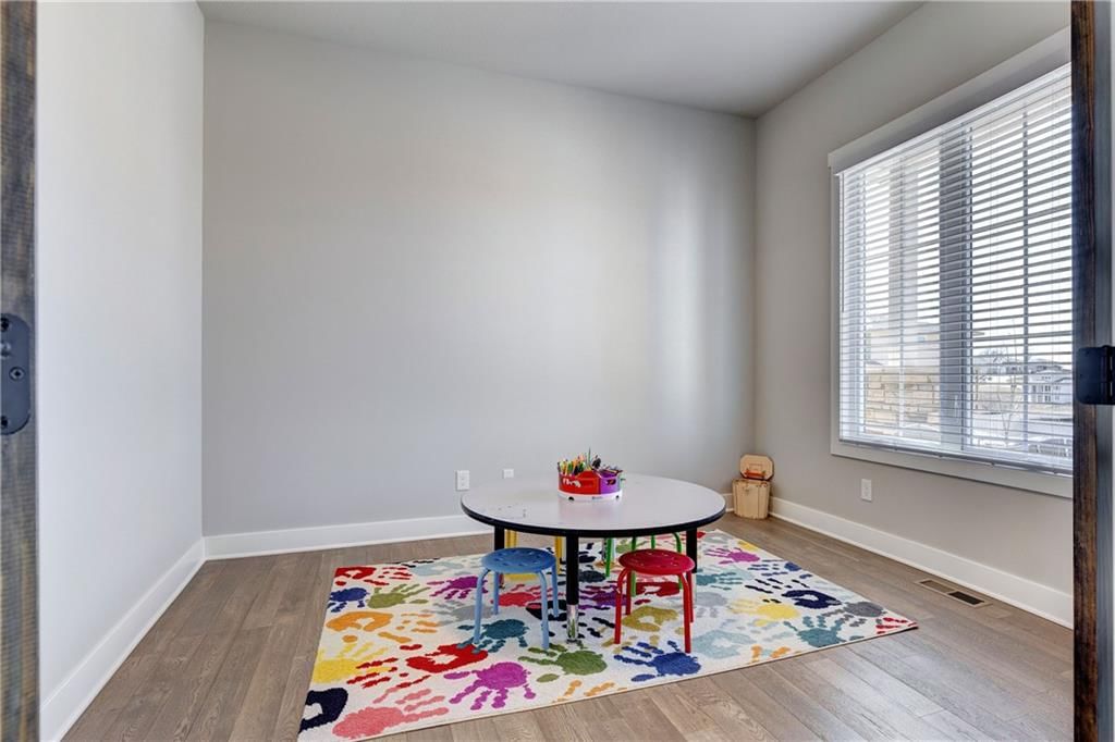 18229 Earnshaw Street — photo 5