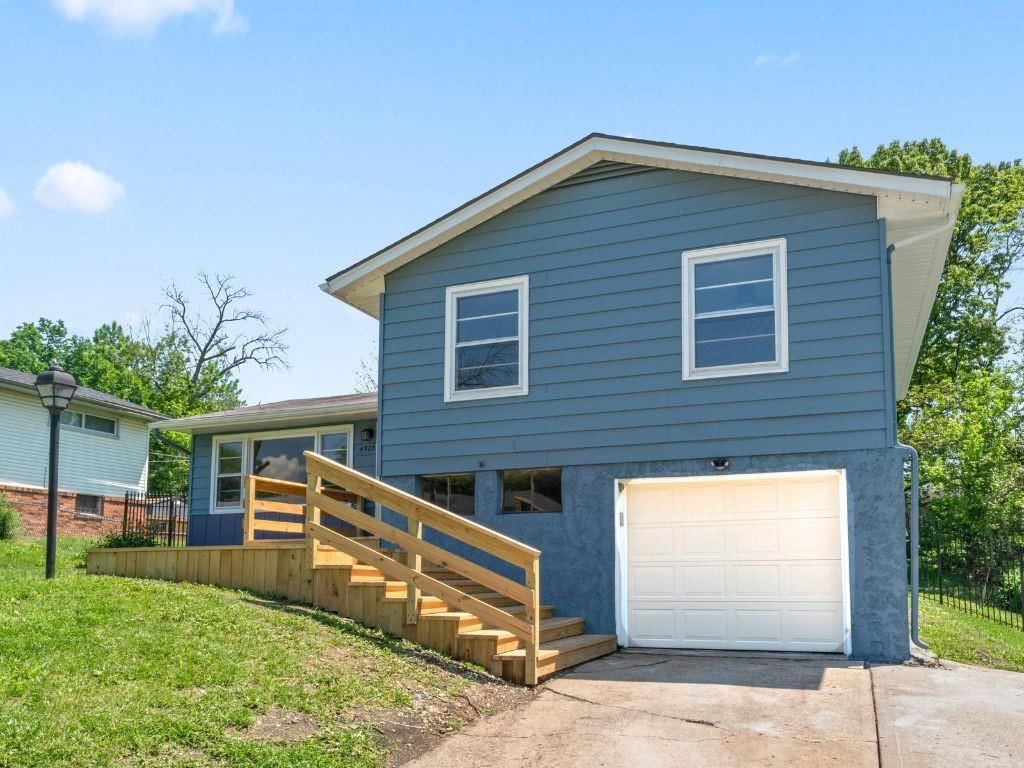 4905 E 40th Place — photo 3