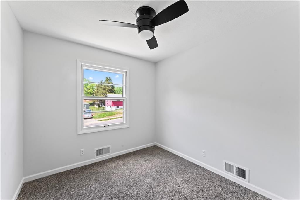 4905 E 40th Place — photo 23