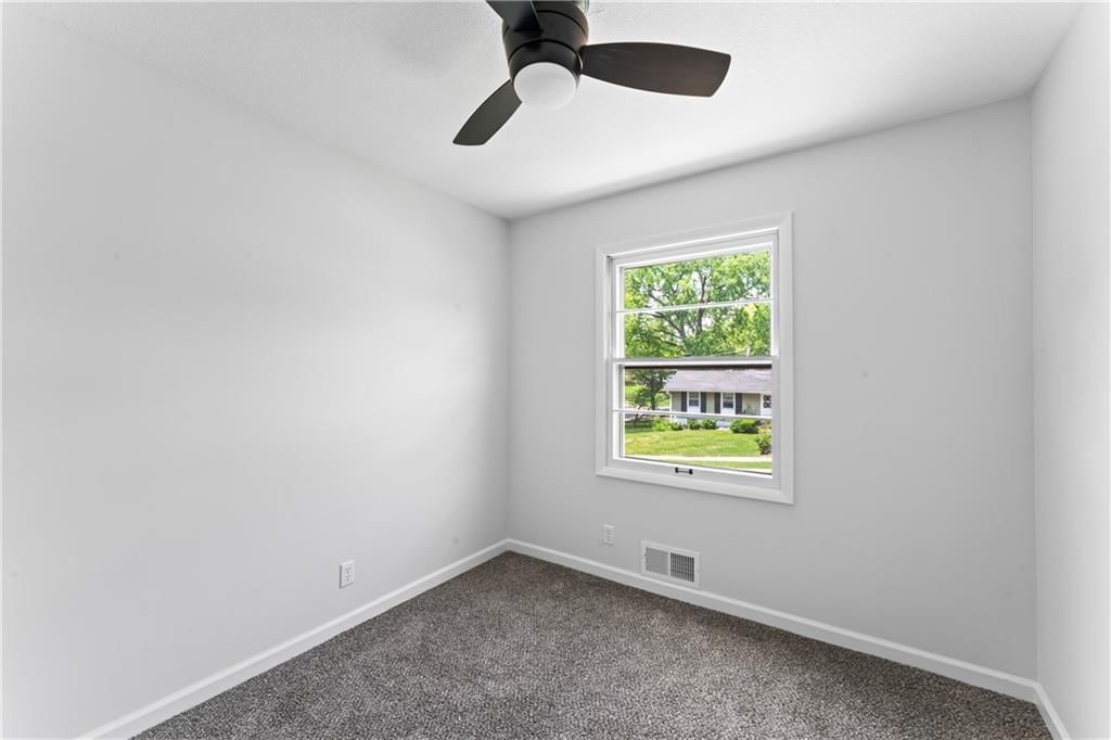 4905 E 40th Place — photo 24