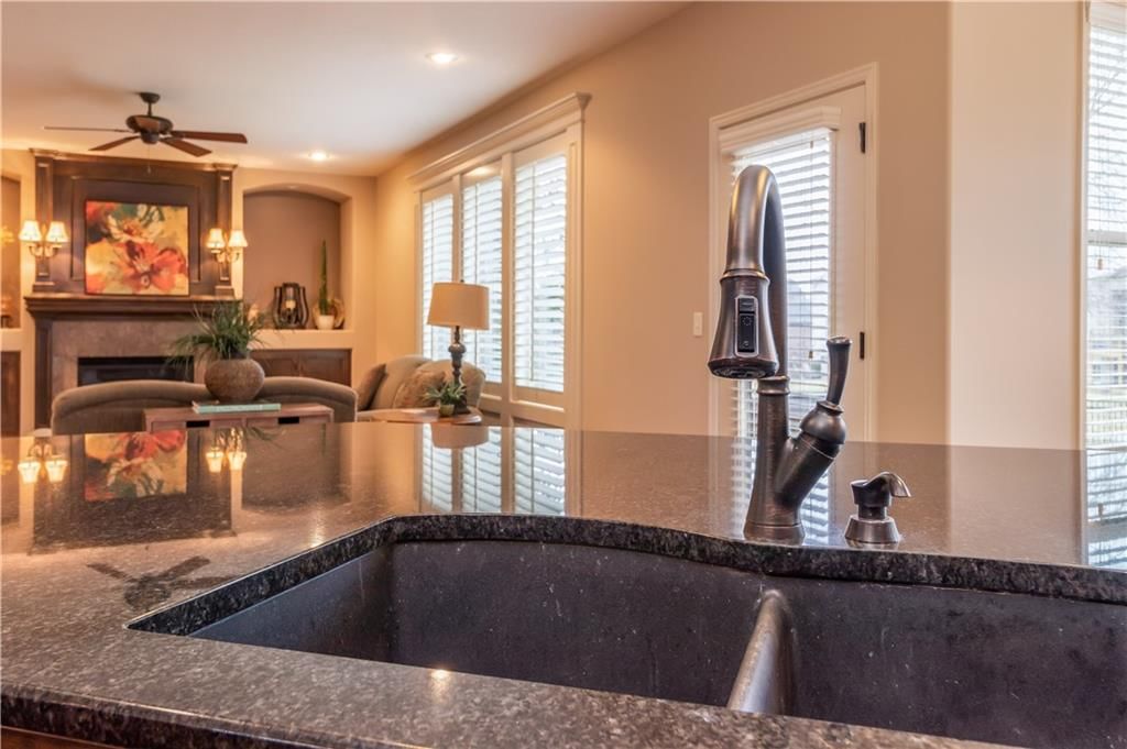 10865 S Theden Street — photo 18