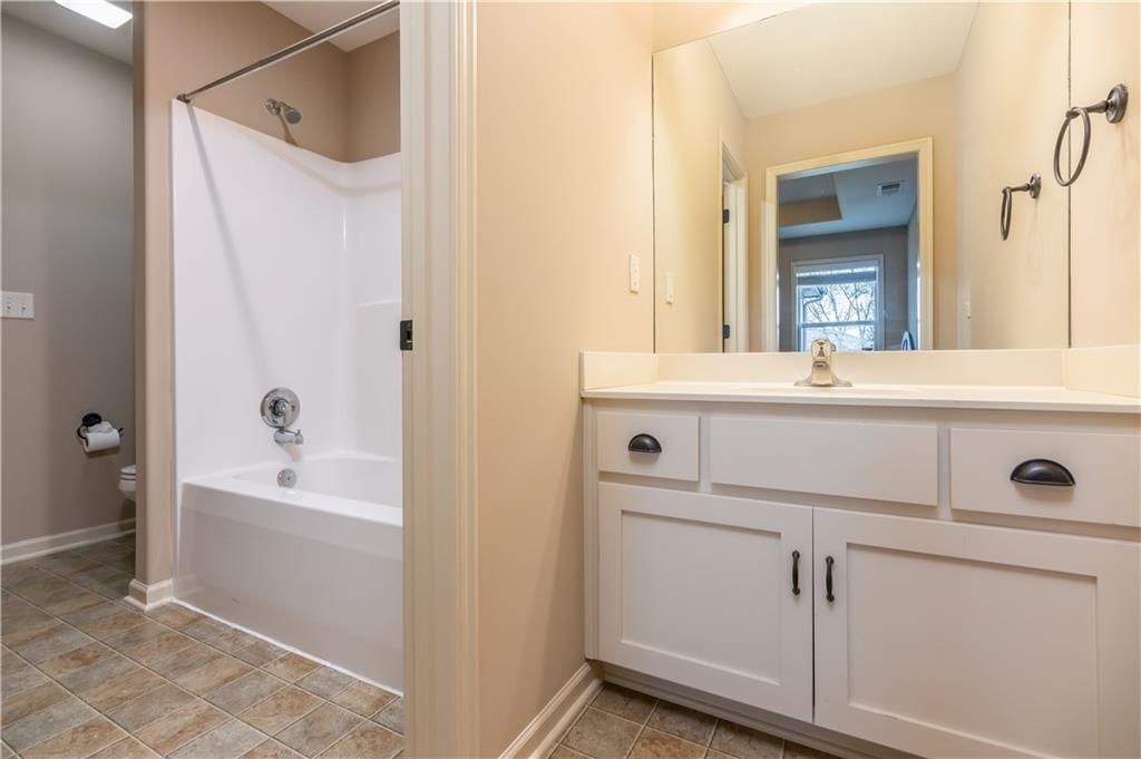 10865 S Theden Street — photo 29