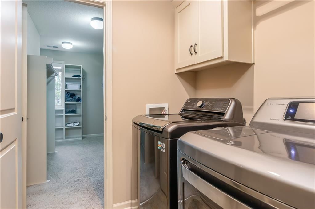 10865 S Theden Street — photo 40