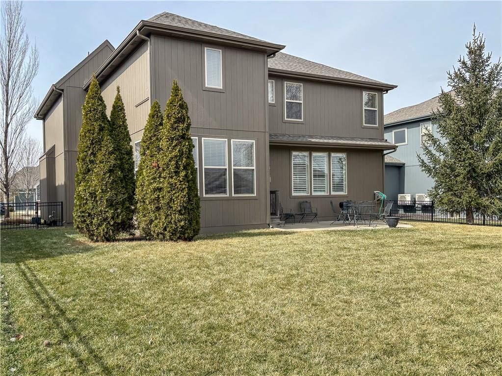 10865 S Theden Street — photo 41