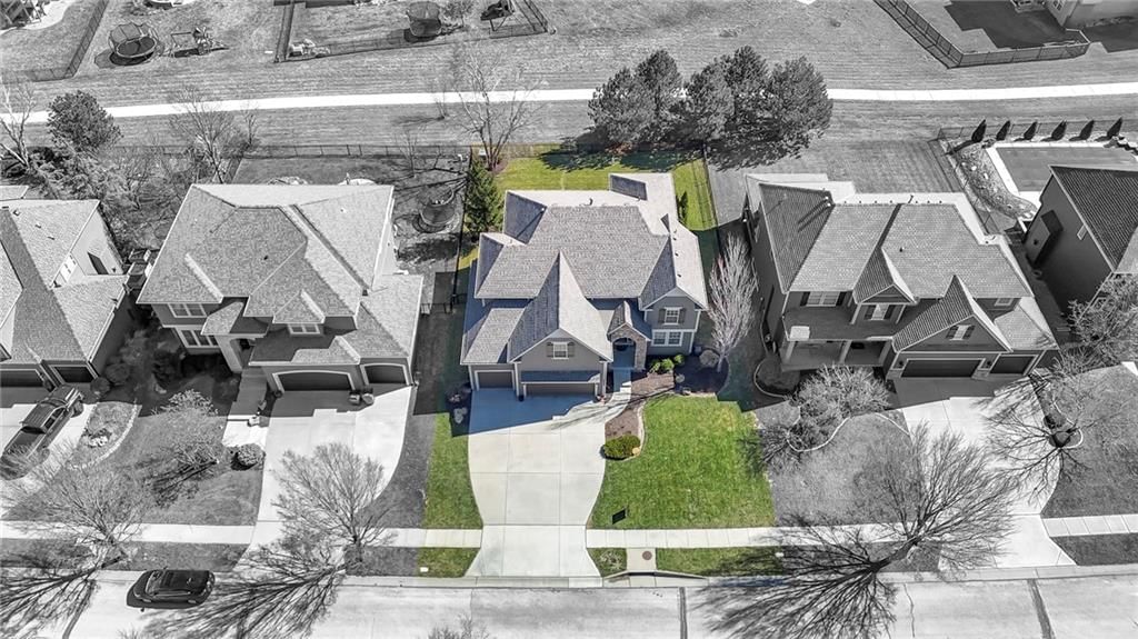 10865 S Theden Street — photo 46
