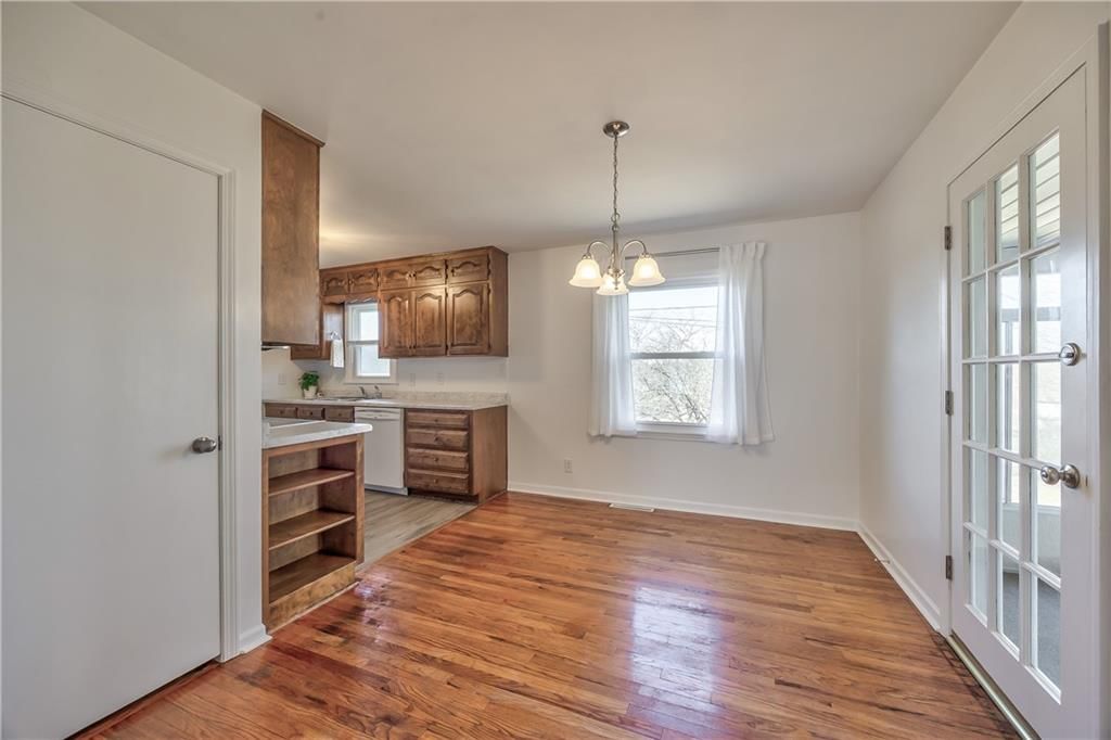 9010 Western Hills Drive — photo 16