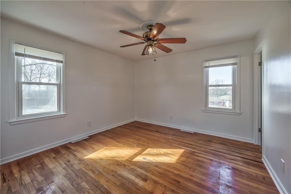 9010 Western Hills Drive — photo 19