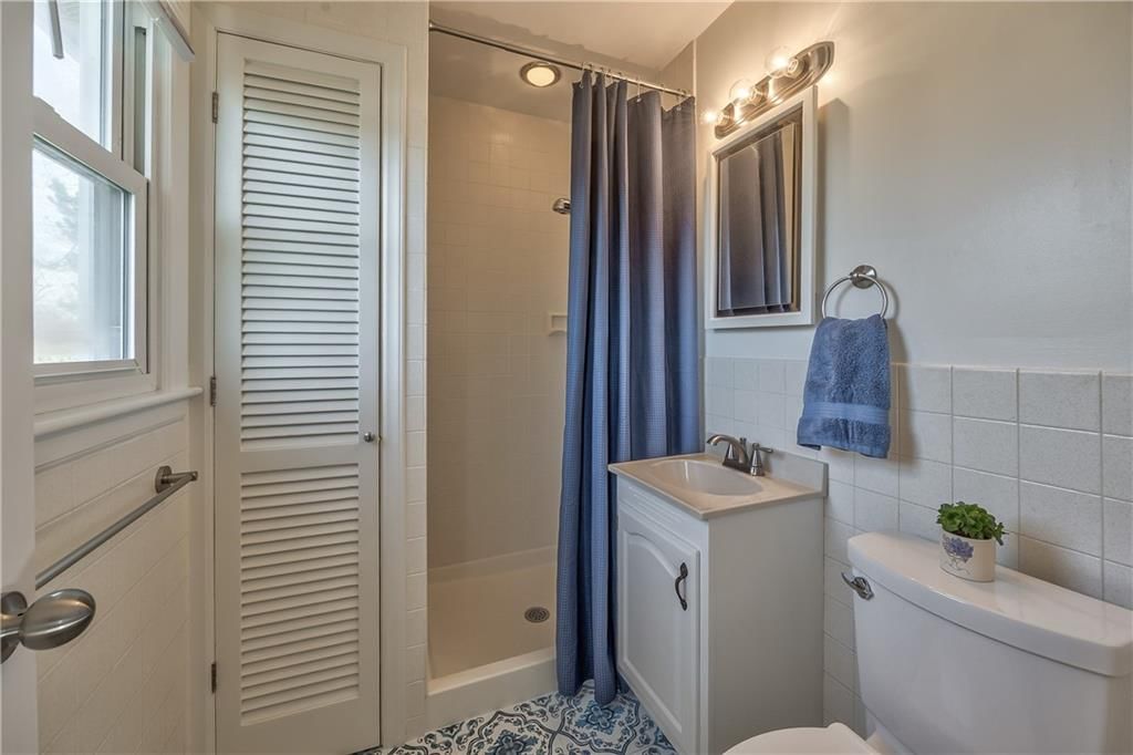 9010 Western Hills Drive — photo 21