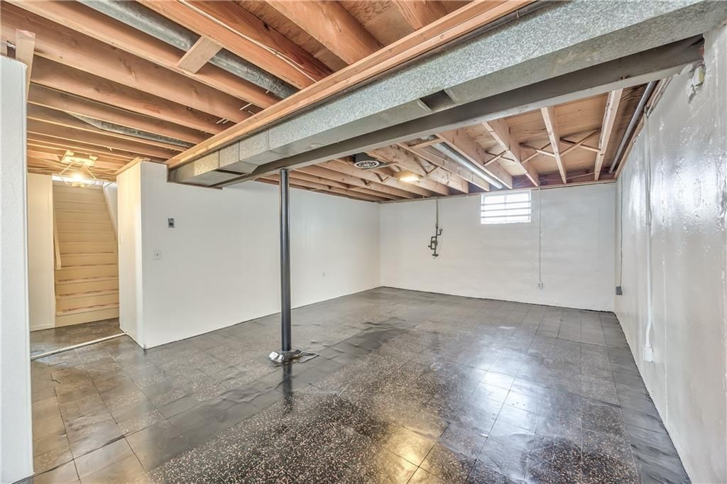 9010 Western Hills Drive — photo 29
