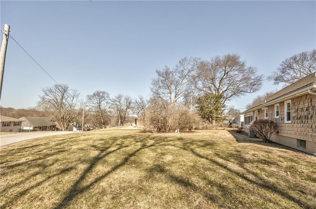 9010 Western Hills Drive — photo 41