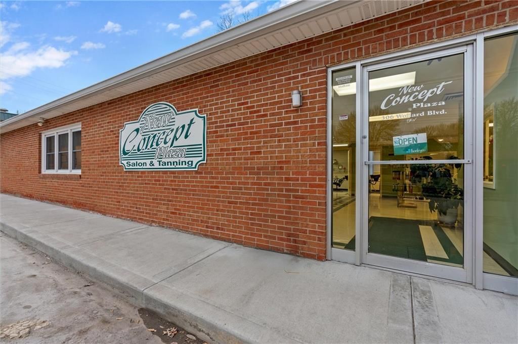 306 Wollard Boulevard — photo 2