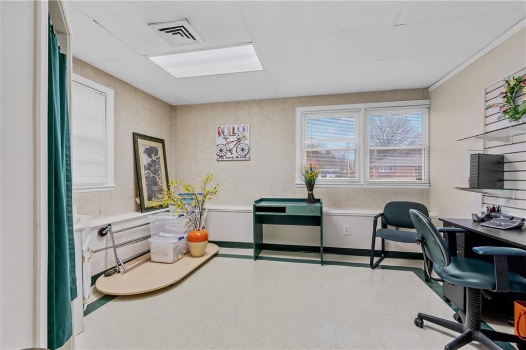 306 Wollard Boulevard — photo 34
