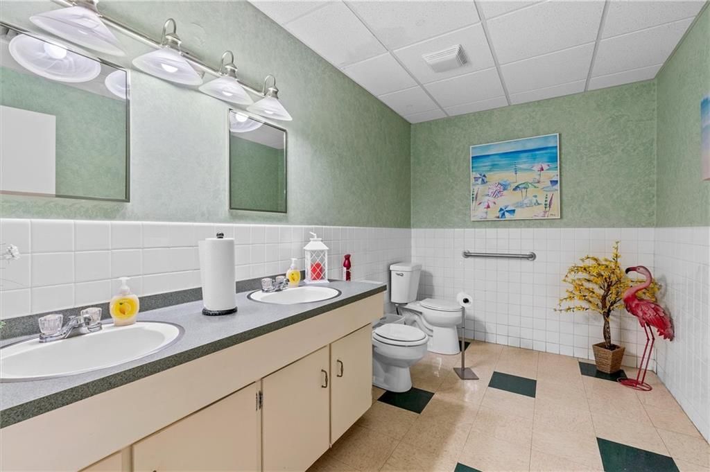 306 Wollard Boulevard — photo 36