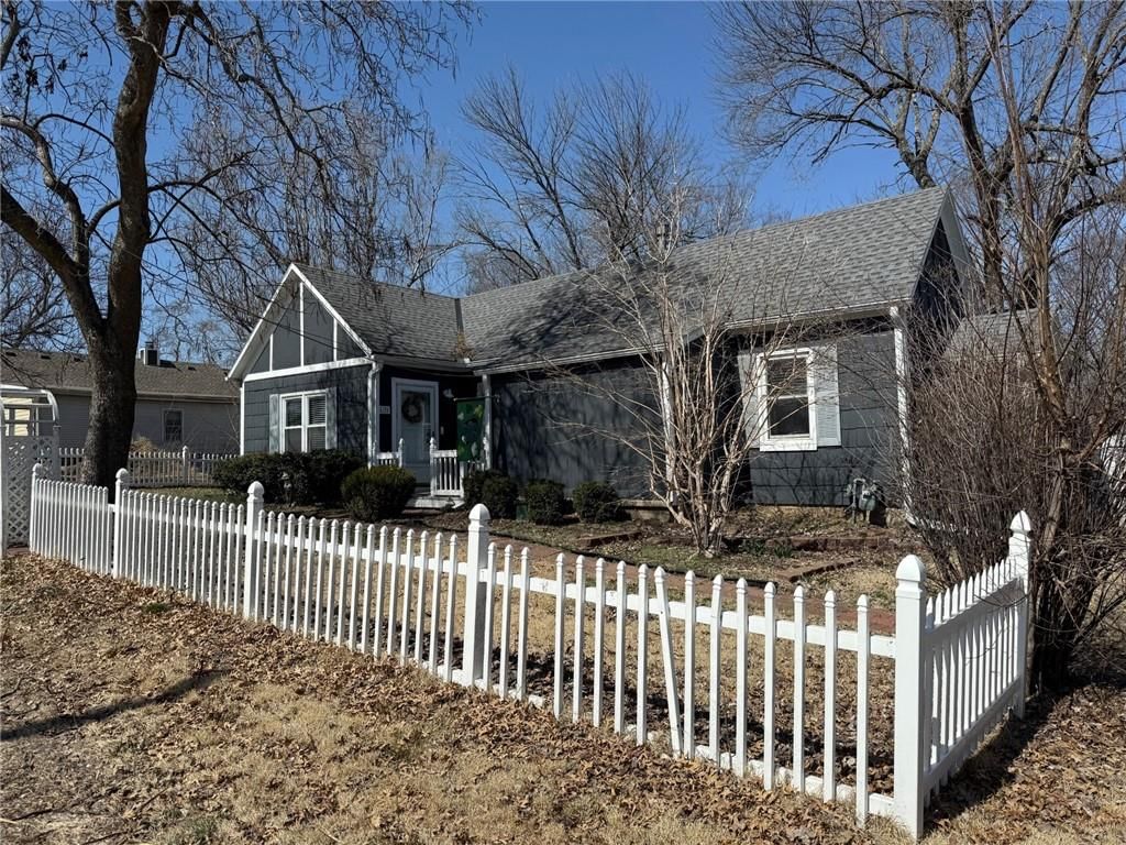 6190 Goeble Street — photo 2