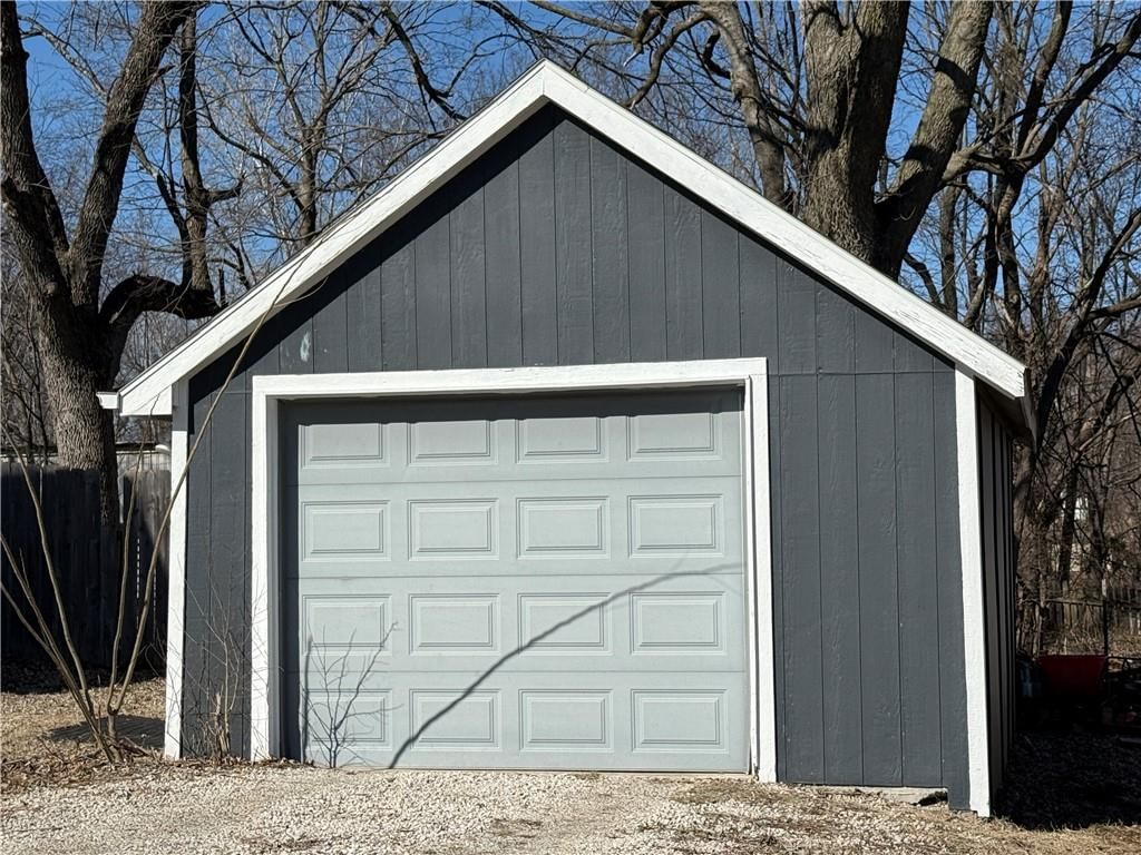 6190 Goeble Street — photo 5