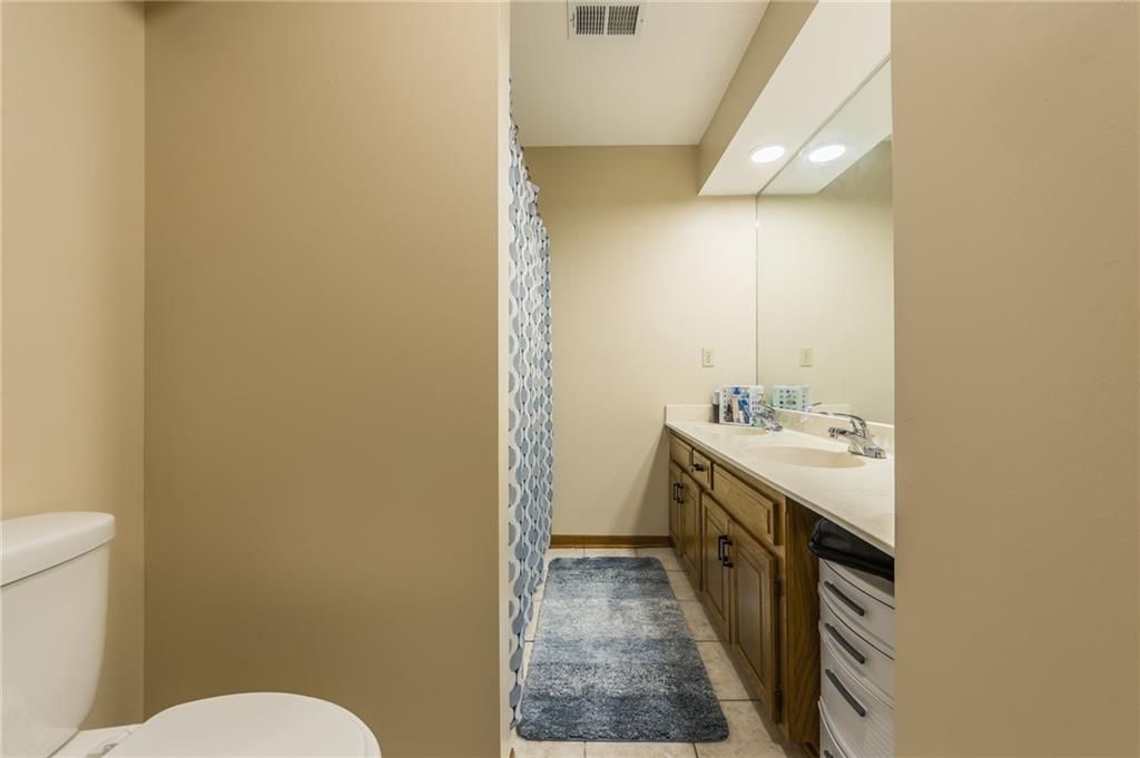 8210 NW Eastside Drive — photo 29