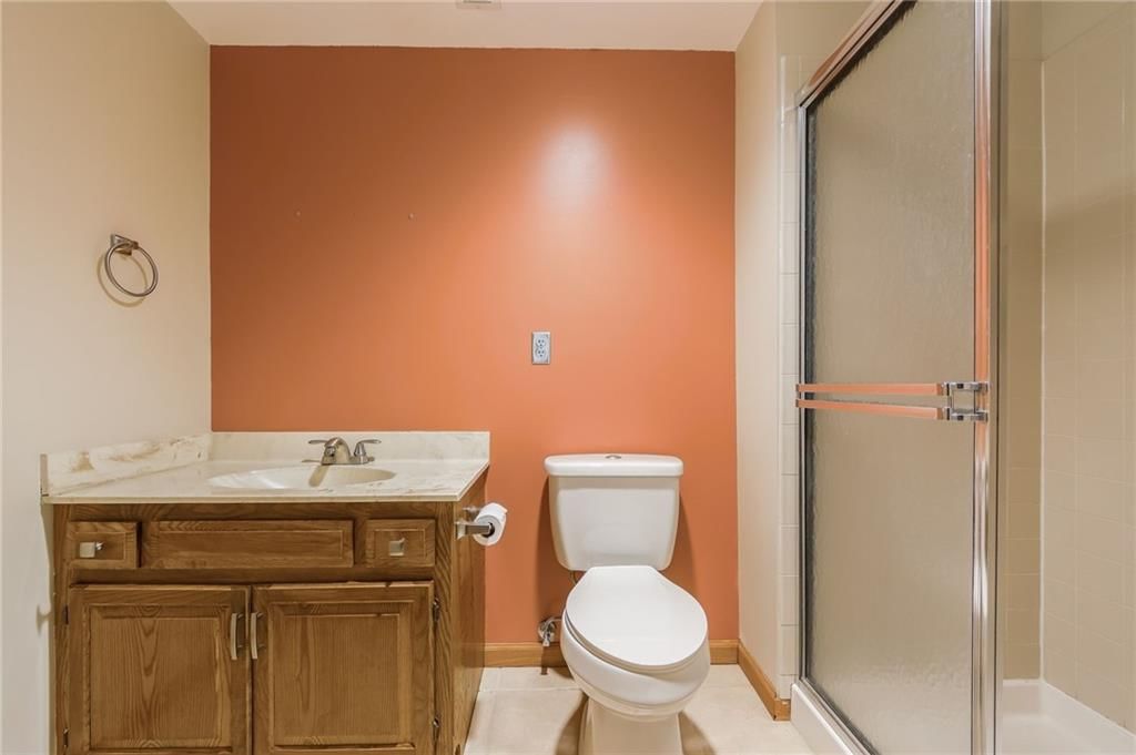 8210 NW Eastside Drive — photo 34