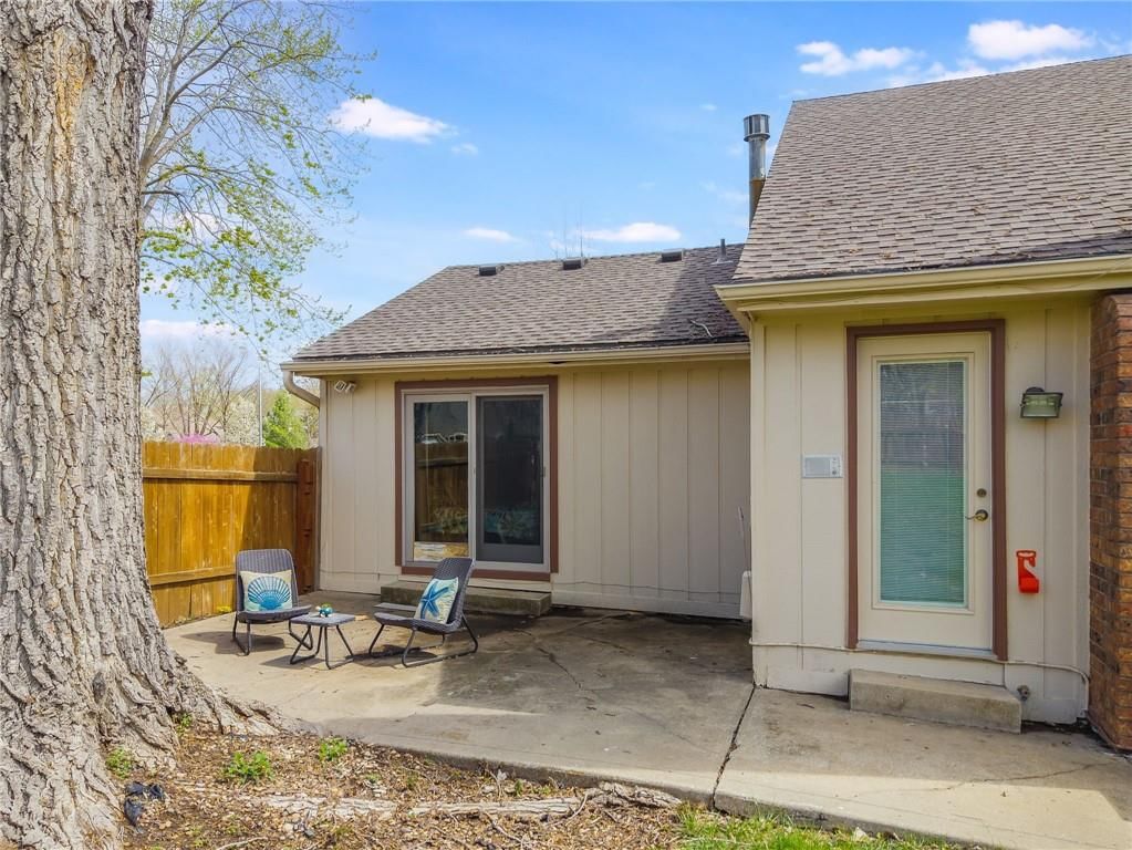 8210 NW Eastside Drive — photo 42