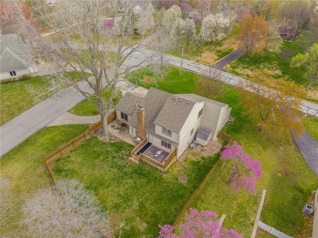 8210 NW Eastside Drive — photo 48