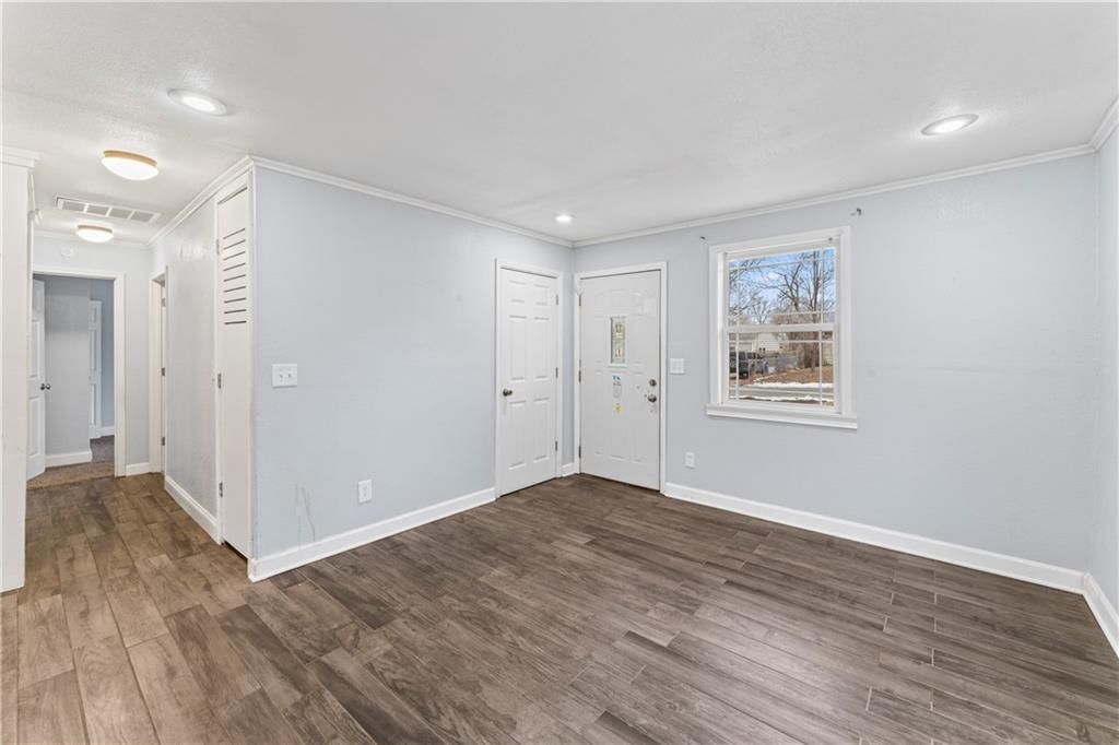 2637 S 49th Street — photo 14