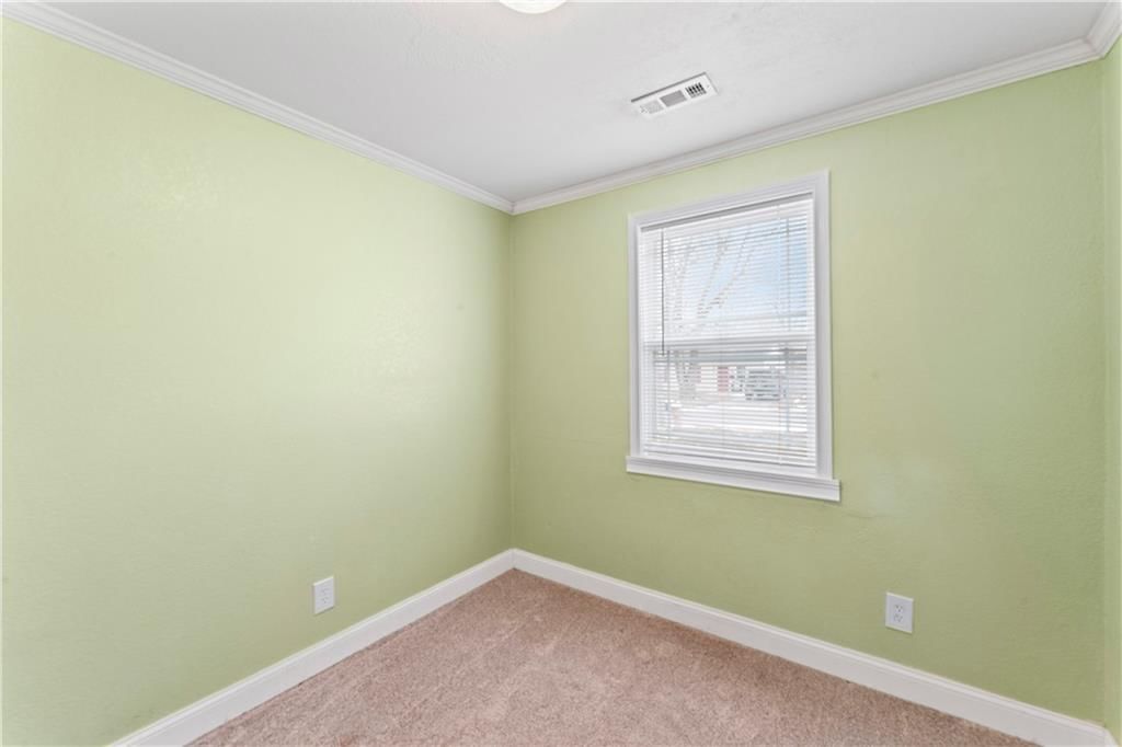 2637 S 49th Street — photo 21