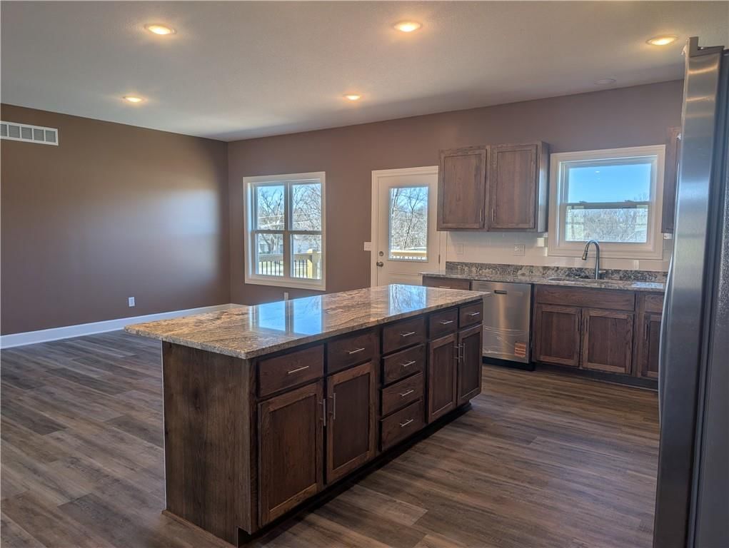1107 Charles Street — photo 8
