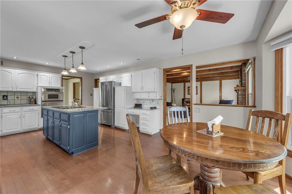 402 NE Adams Drive — photo 11