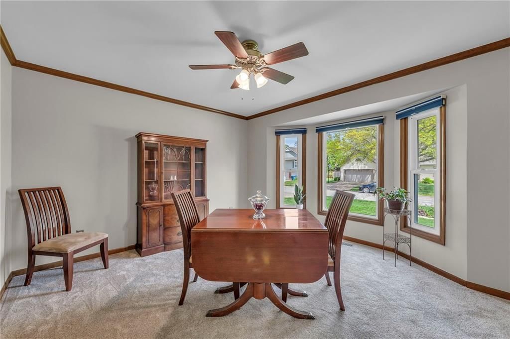 402 NE Adams Drive — photo 18
