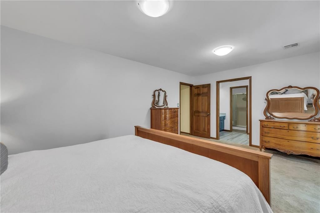 402 NE Adams Drive — photo 20