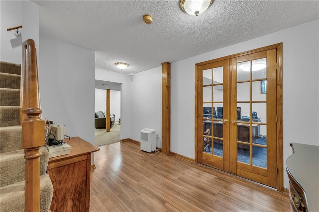 402 NE Adams Drive — photo 37