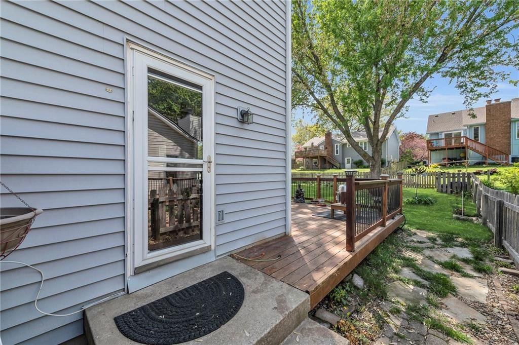402 NE Adams Drive — photo 64