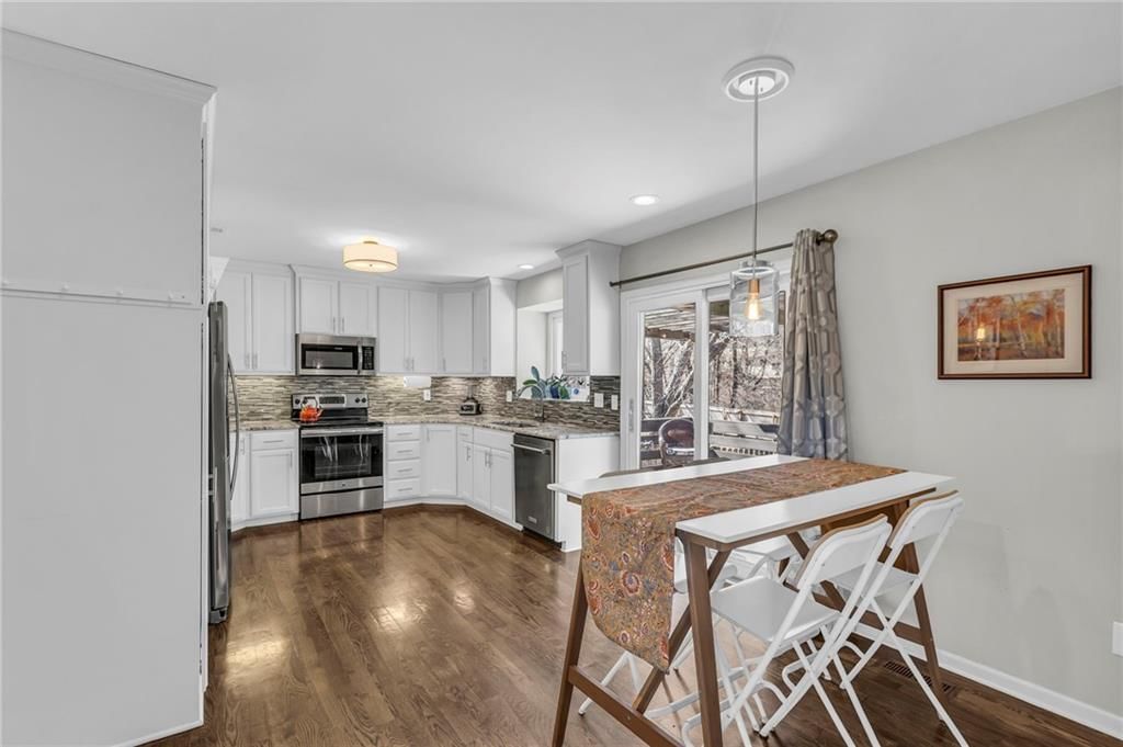 7712 Darnell Street — photo 11