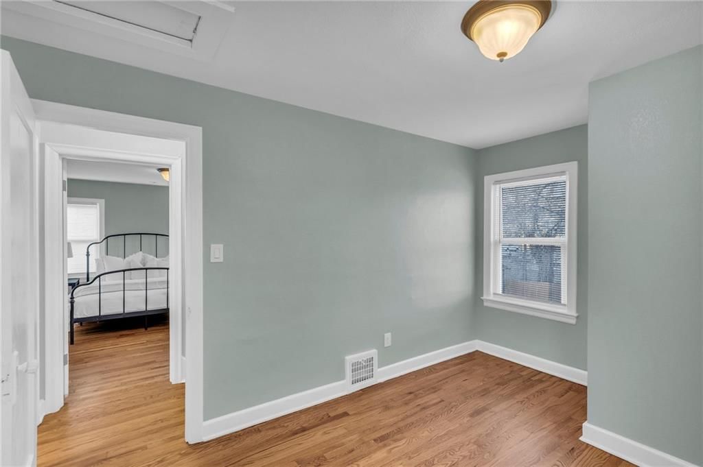 936 E Gregory Boulevard — photo 21