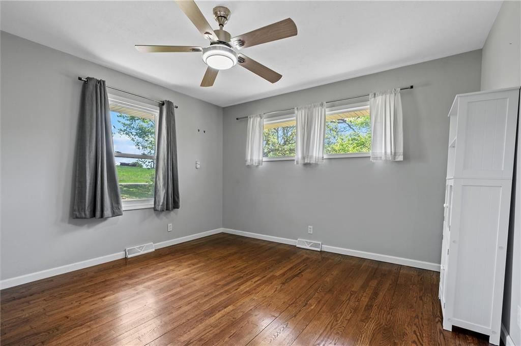 904 E Golf Hill Drive — photo 13