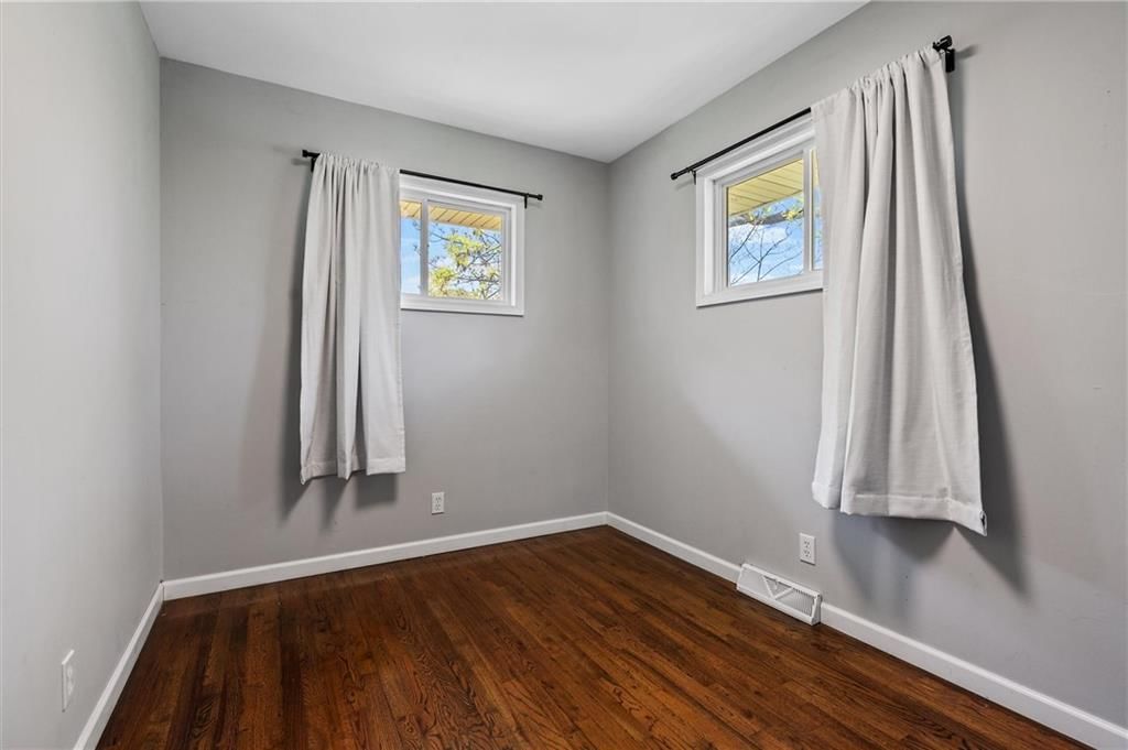 904 E Golf Hill Drive — photo 17