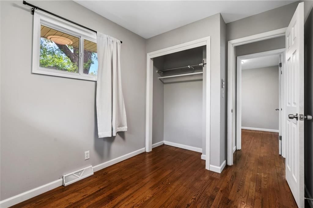 904 E Golf Hill Drive — photo 18
