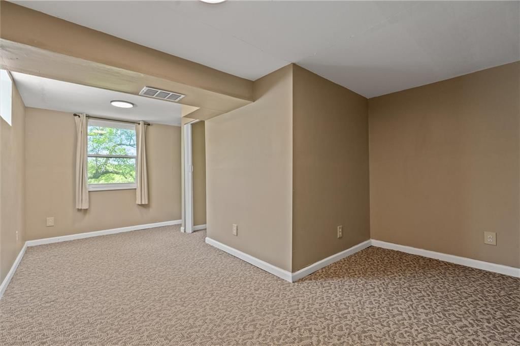904 E Golf Hill Drive — photo 25