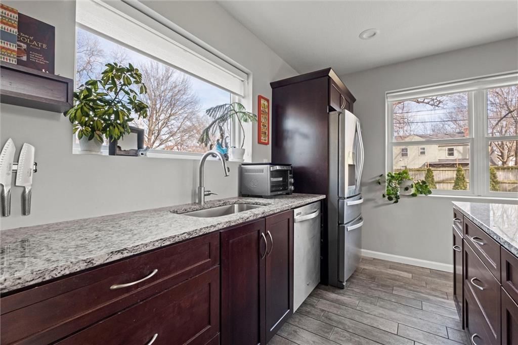 7323 Charlotte Street — photo 14