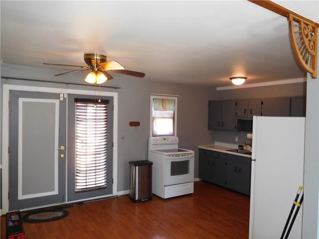 Photo 9 of 25 - 8612 E 114th Street